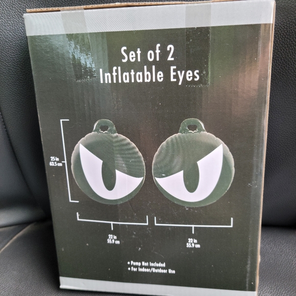 NIB set of 2 Mean looking Inflatable Eyes that Glow in the Dark - Picture 2 of 4